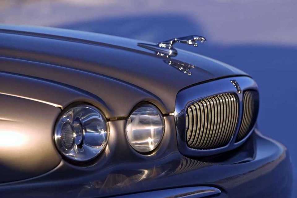 Jaguar - полный каталог моделей, характеристики, отзывы на все автомобили jaguar (ягуар)