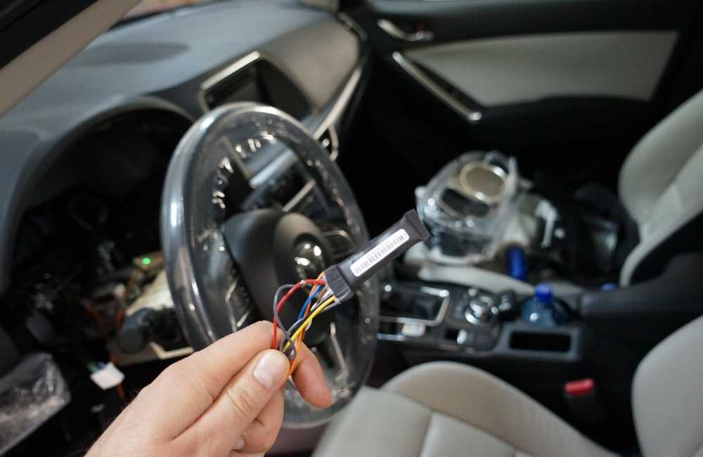 Подключение и установка иммобилайзеров на автомобиль: схема, как установить самому дополнительную защиту своими руками на авто и видео, как правильно подключить