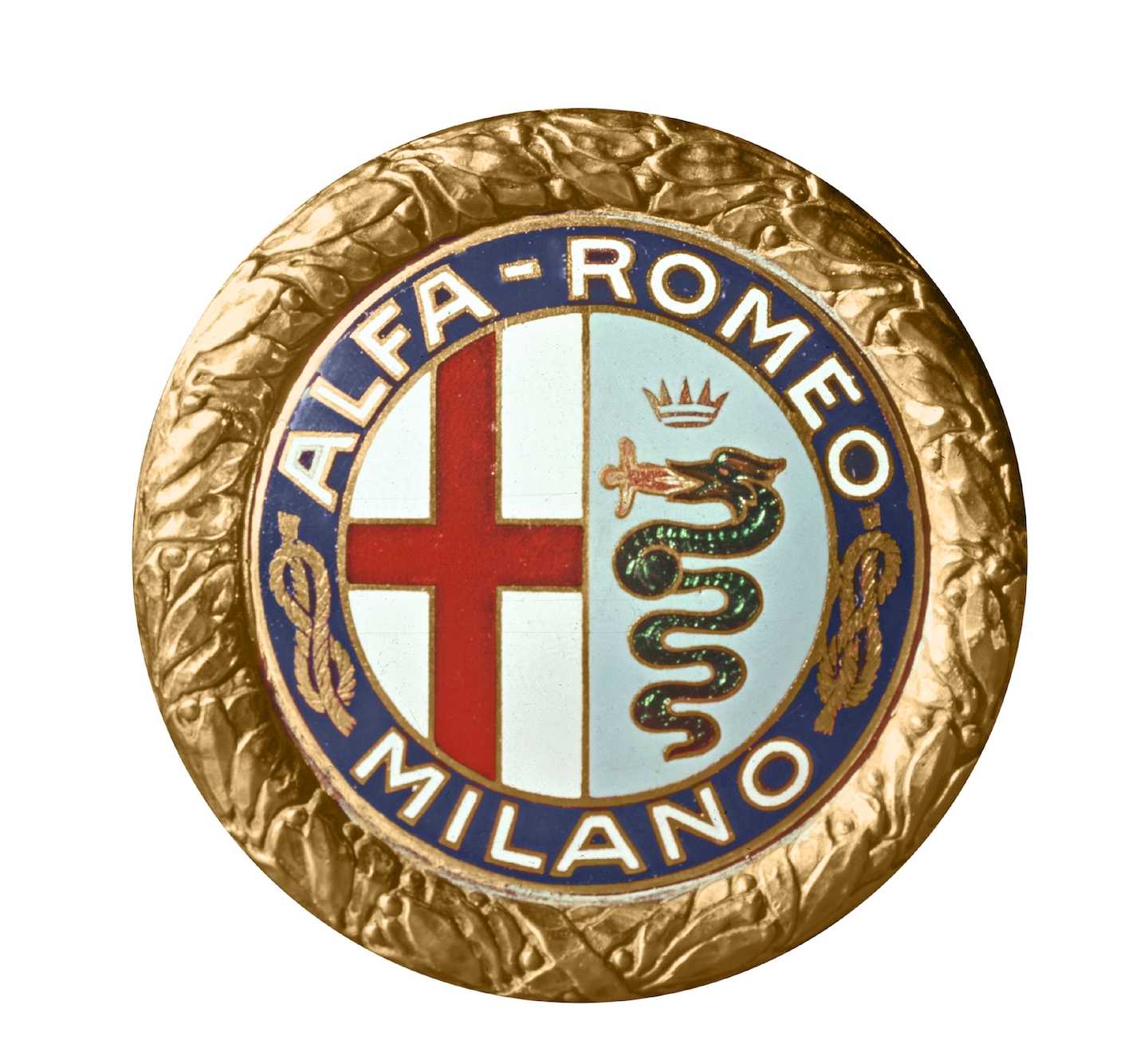 Страна-производитель Альфа Ромео, история компании, что означает логотип Alfa Romeo, как менялись значки бренда, значение эмблемы