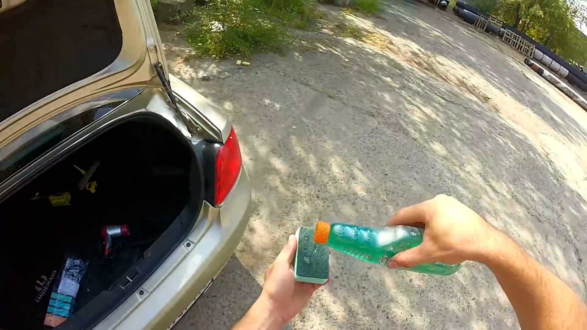 Как убрать клей от тонировки со стекла в автомобиля: инструкция