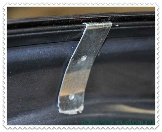 Дефлектор заднего стекла автомобиля: зачем он нужен, как работает