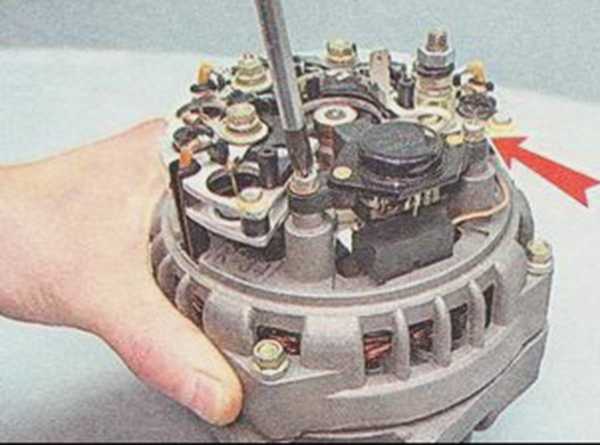 Инструкция по замене генератора на ваз-2110, для самостоятельной установки и снятия его с автомобиля.