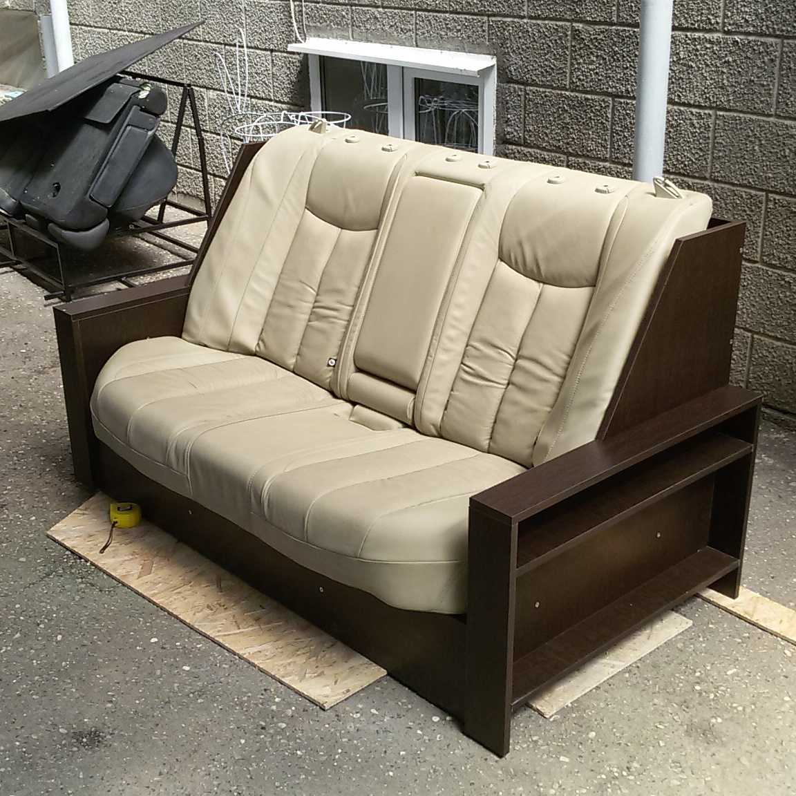 Где можно поставить диван из багажника авто 🦈 avtoshark.com