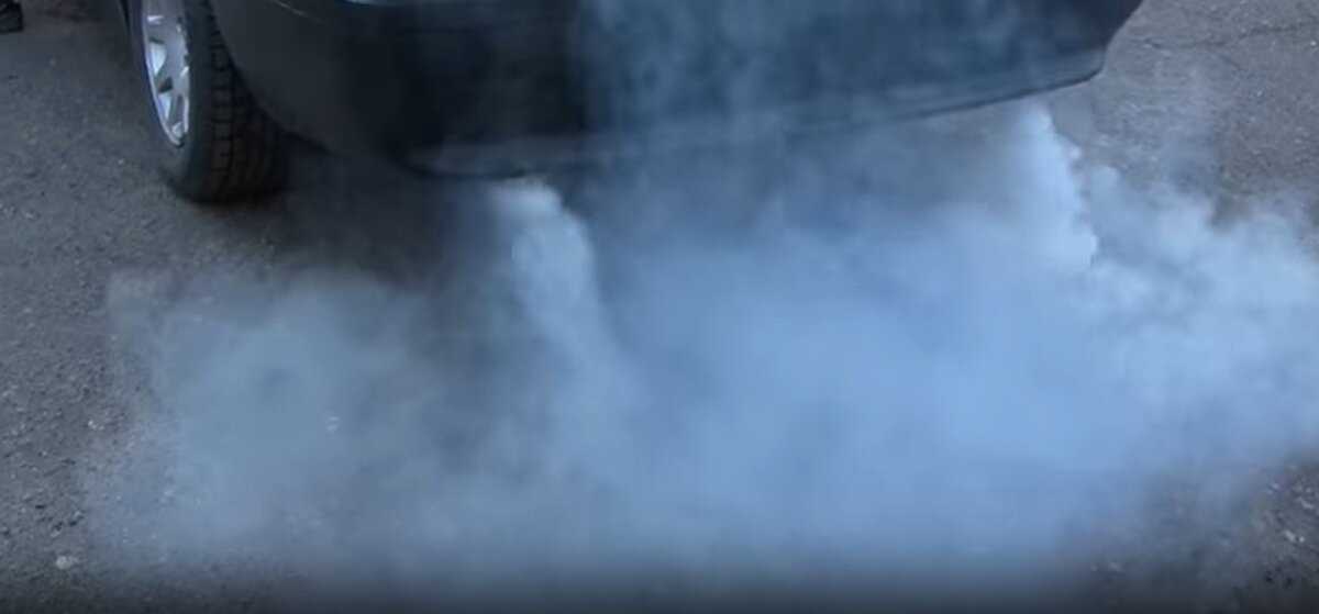 Причины белого дыма из выхлопной трубы